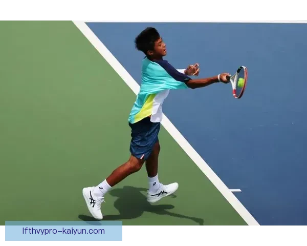 马赫雷斯状态回暖，阿尔及利亚王在国际赛场备受关注