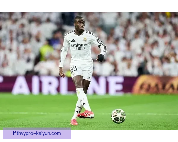 奥纳纳在曼联近期表现稳健，状态持续提升升